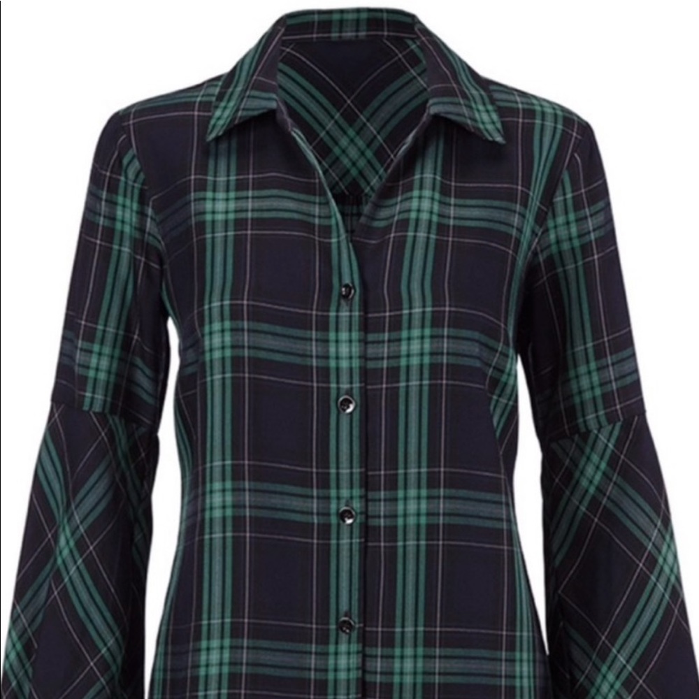 Cabi pretty green and navy plaid blouse, Medium